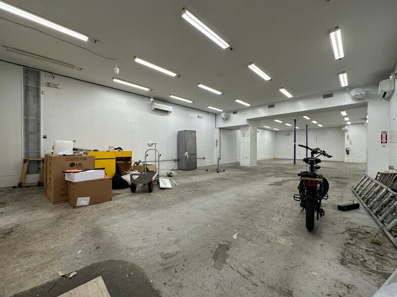 More Photos Of 43 Essex St, New York Storefront Retail Residential For Lease