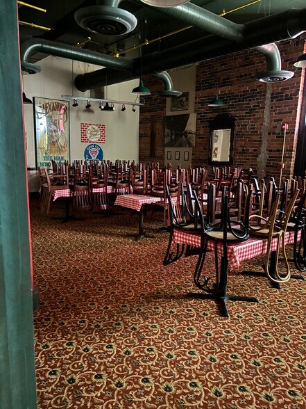 More Photos Of 310 Court Ave, Des Moines Restaurant For Sale