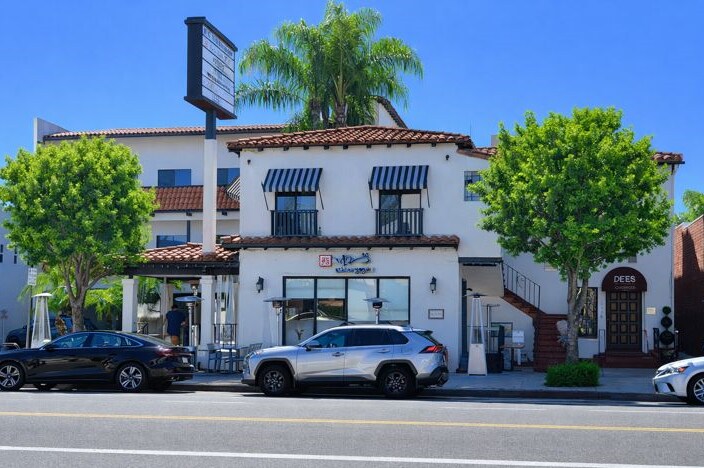 More Photos Of 10116-10120 Riverside Dr, Toluca Lake Office For Sale
