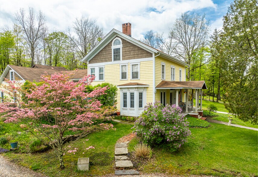 More Photos Of 18 Stagecoach Ln, Amenia Specialty For Sale