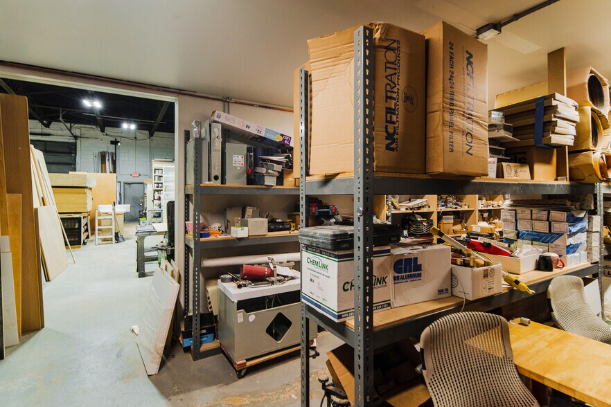 More Photos Of 1819 Gilford Ave, New Hyde Park Warehouse For Sale