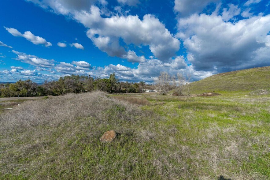 More Photos Of Ridge Road, Sutter Creek Land For Sale