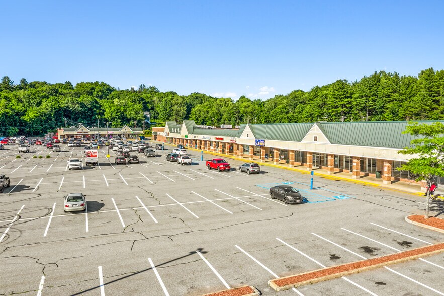 More Photos Of 326-384 Timpany Blvd, Gardner Unknown For Lease