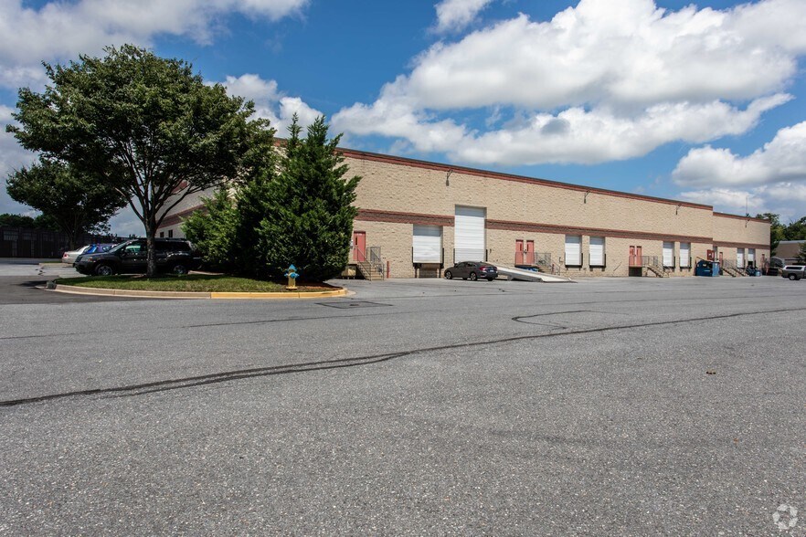 More Photos Of 4650 Wedgewood Blvd, Frederick Flex For Lease