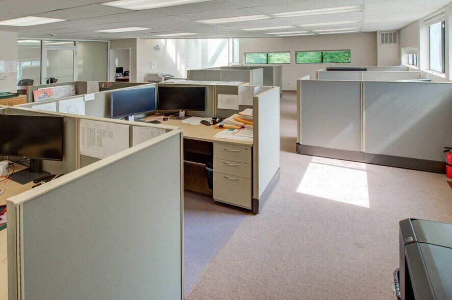 More Photos Of 56 Main St, Poughkeepsie Medical For Lease