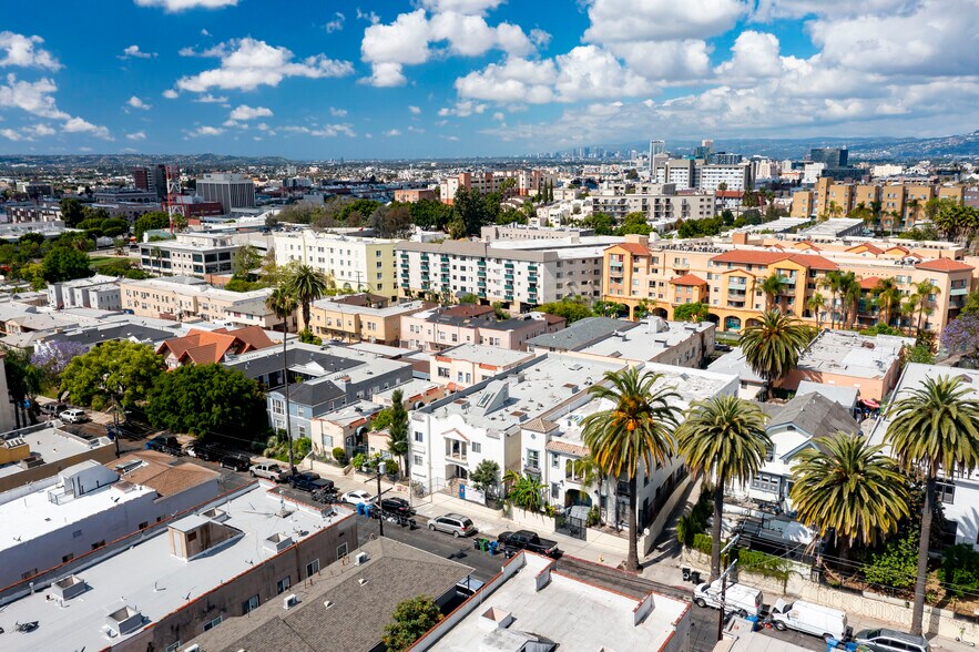 More Photos Of 401 S Witmer St, Los Angeles Apartments For Sale