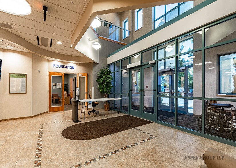 More Photos Of 1310 E Main Ave, Bismarck Medical For Lease