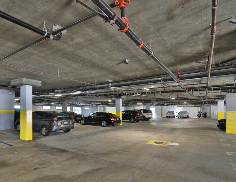 More Photos Of 1300 W Mission Blvd, Pomona Apartments For Sale