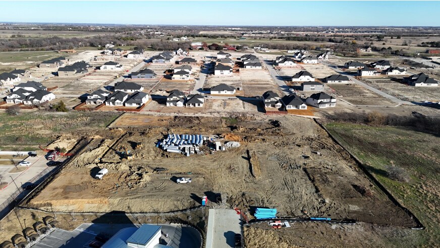 More Photos Of 1310 Range View Ln, Celina Office For Sale