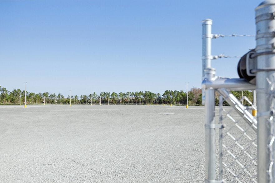 More Photos Of 17421 E Colonial Dr, Orlando Land For Lease