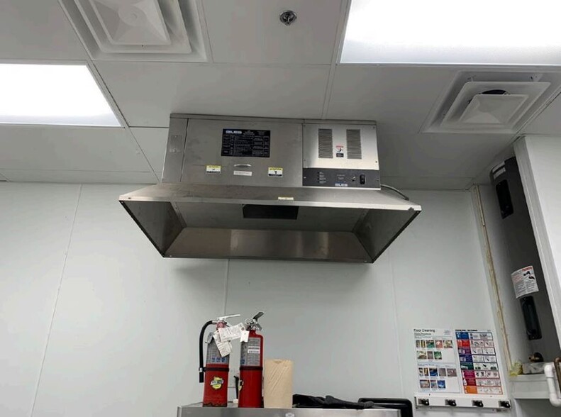 More Photos Of 3417 Gaston Ave, Dallas Office For Sale