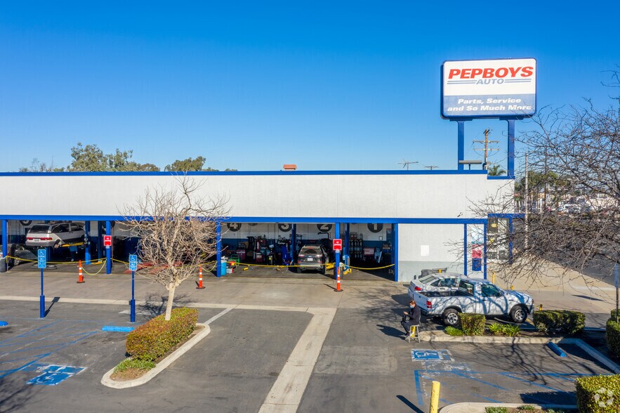 Primary Photo Of 15221 Beach Blvd, Westminster Auto Repair For Lease