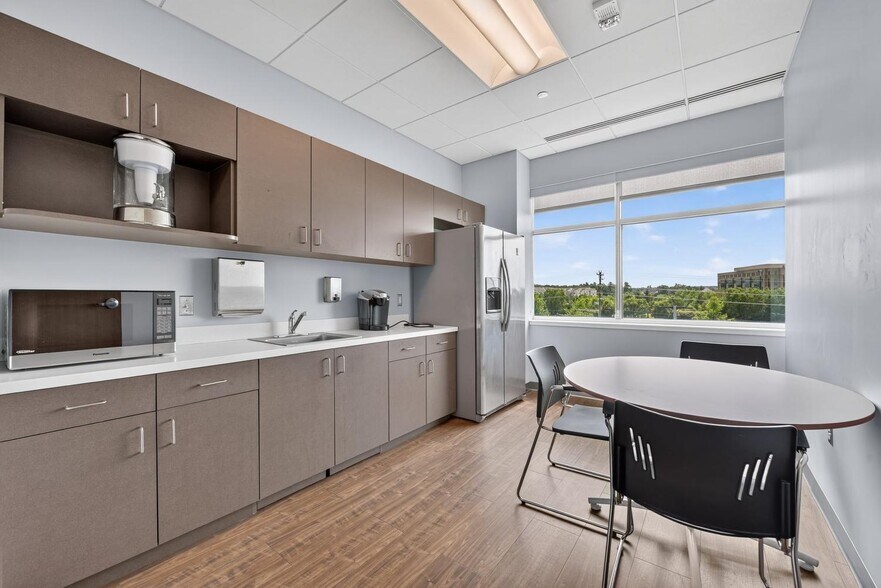 More Photos Of 24430 Stone Springs Blvd, Dulles Town Center Medical For Sale
