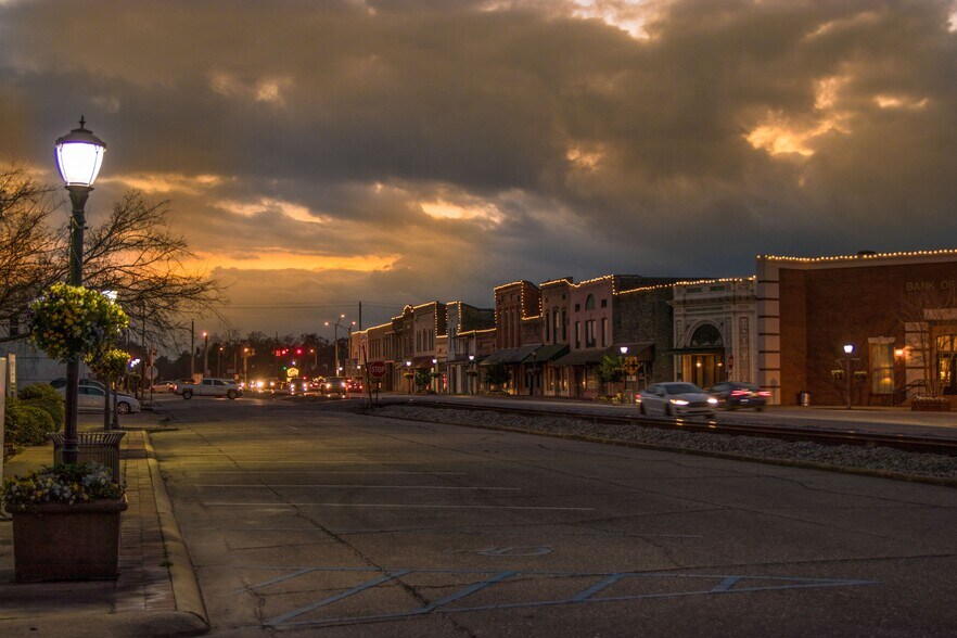 More Photos Of 117 Saint Joseph Ave, Brewton Restaurant For Sale