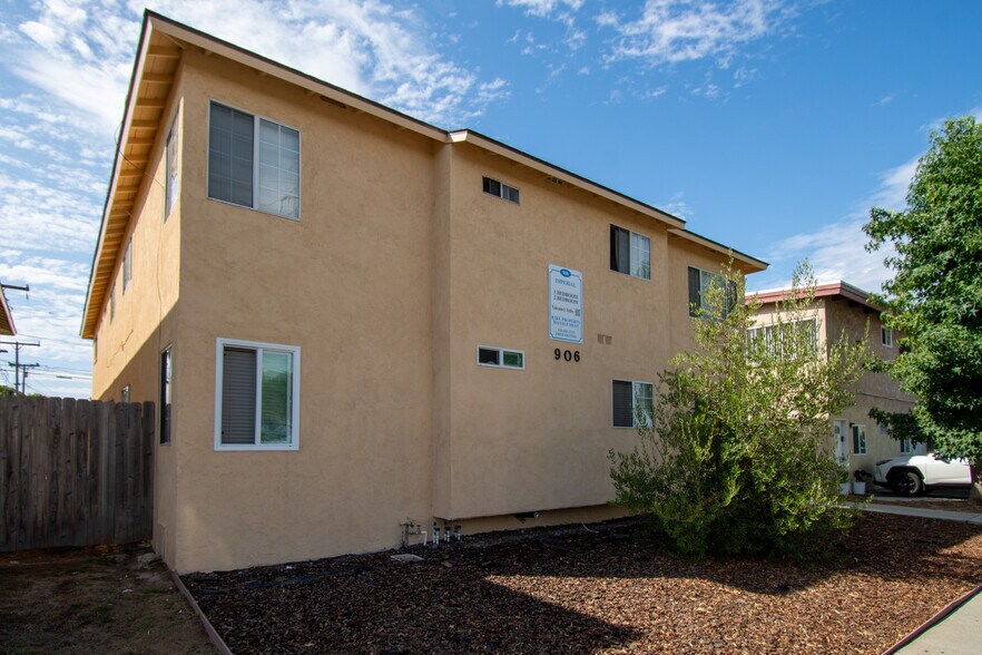 More Photos Of 906 E Imperial Ave, El Segundo Apartments For Sale