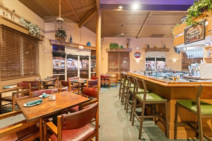 More Photos Of 12555 W Bell Rd, Surprise Restaurant For Sale