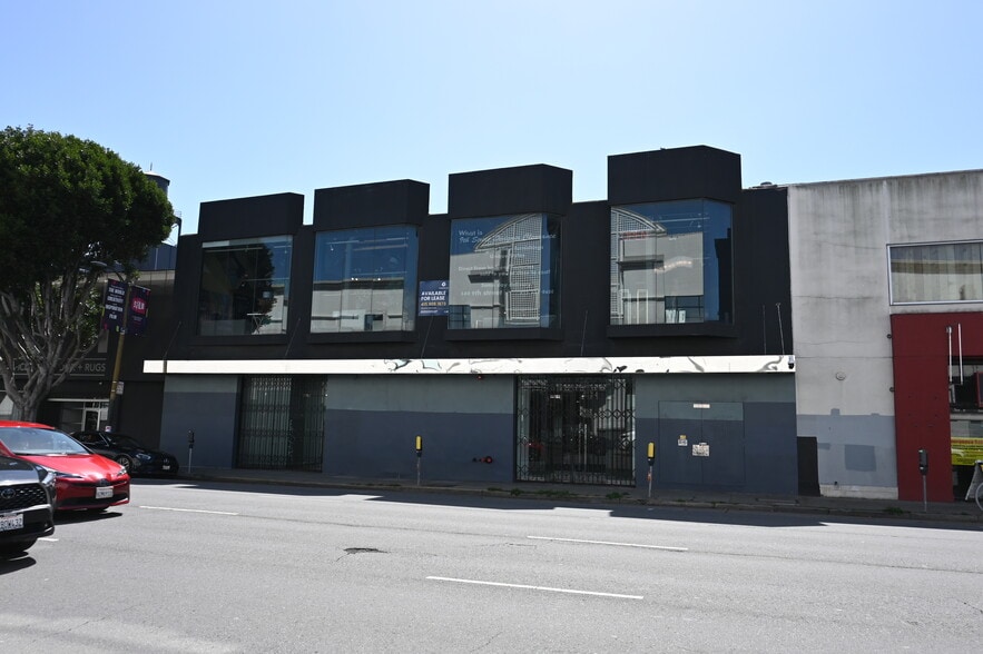 More Photos Of 540 9th St, San Francisco Showroom For Lease