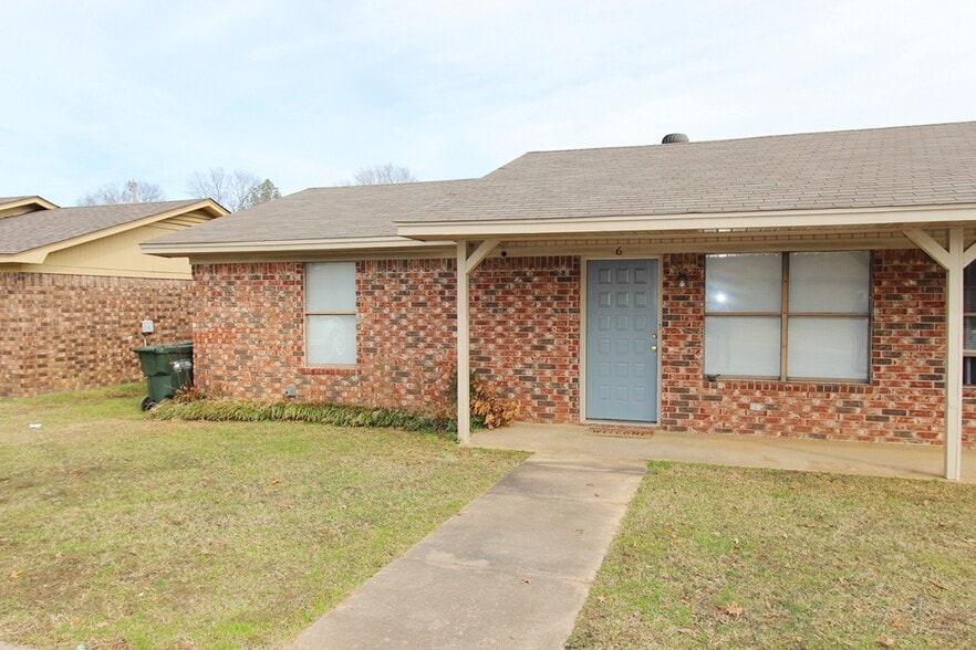 More Photos Of , Conway Multifamily For Sale