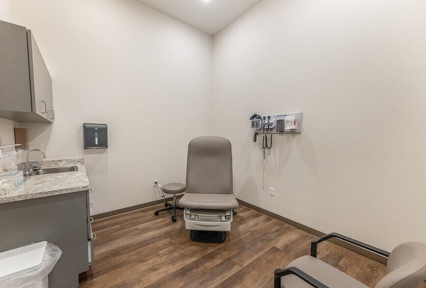 More Photos Of 5004 122nd St, Lubbock Office Residential For Lease