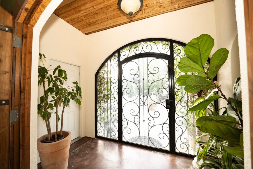 More Photos Of 7539 Pleasants Valley Rd, Vacaville Specialty For Sale