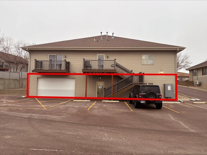 More Photos Of 5200 S Cliff Ave, Sioux Falls Office For Lease