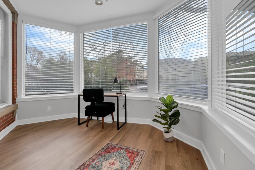 More Photos Of 572 E Rich St, Columbus Office For Lease