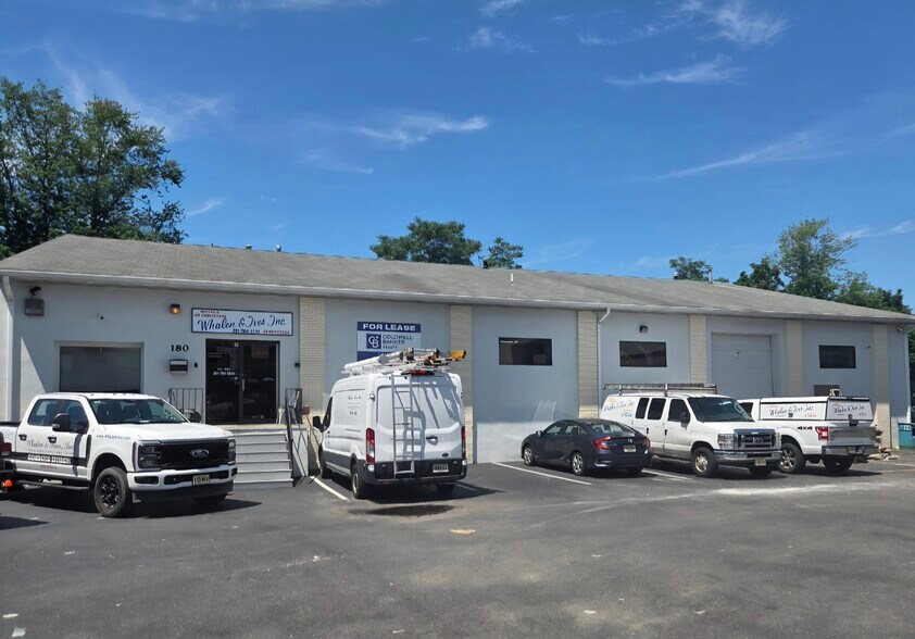 More Photos Of 180 Kinderkamack Rd, Park Ridge Warehouse For Lease