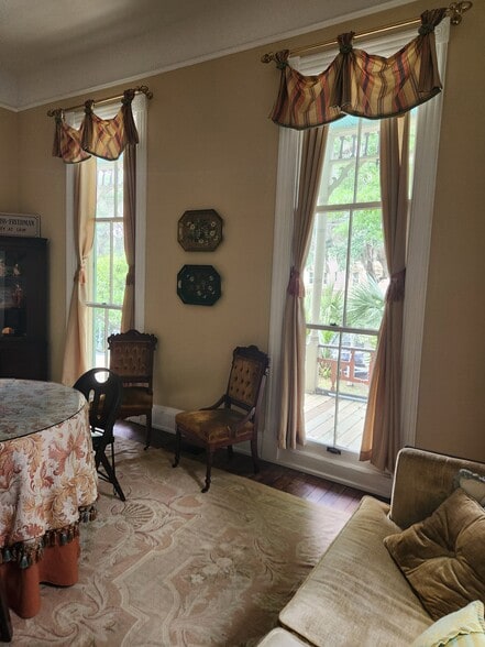 More Photos Of 1711 Reynolds St, Brunswick Office For Sale