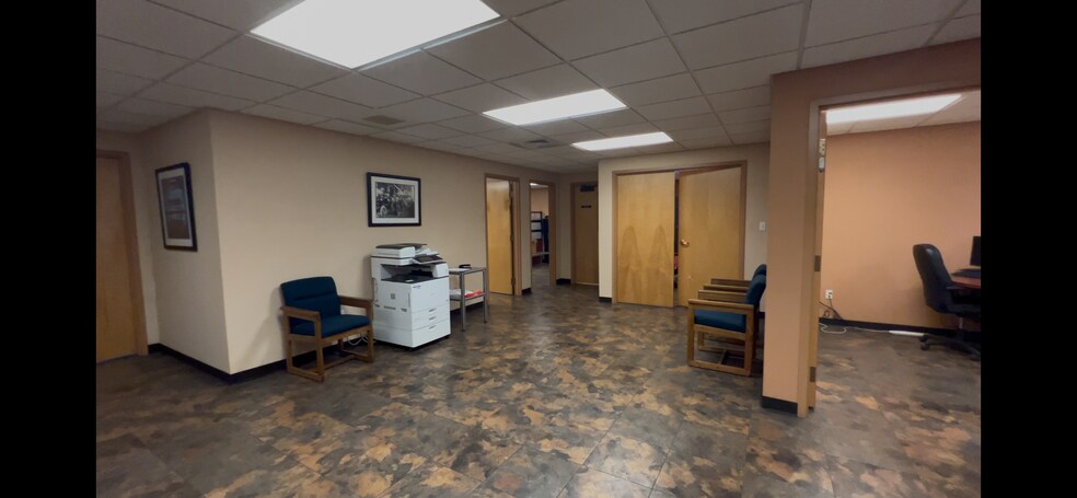More Photos Of 7156 Sulier Dr, Temperance Manufacturing For Lease