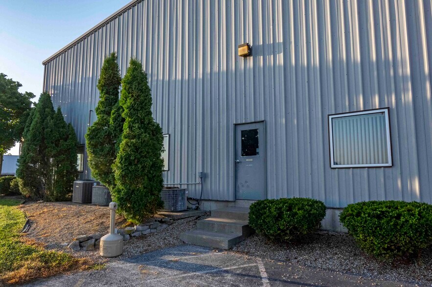 More Photos Of 1 Rooster Way, Barry Industrial For Sale