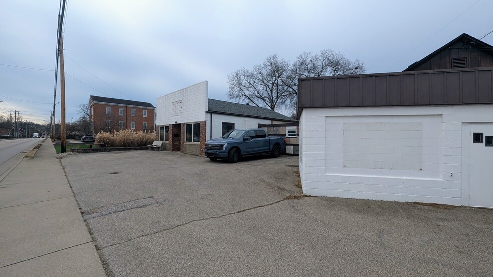 More Photos Of 3619 Church St, Newtown Warehouse For Lease