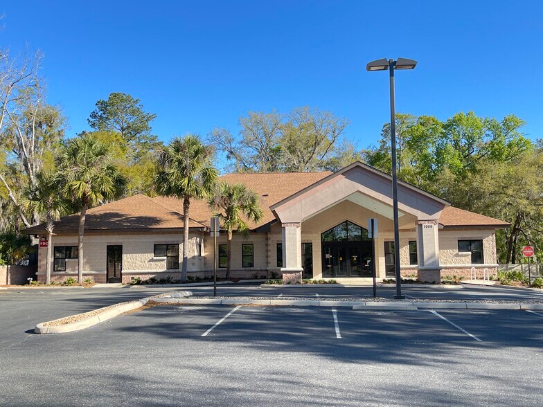 More Photos Of 7000 NW 11th Pl, Gainesville Medical For Lease