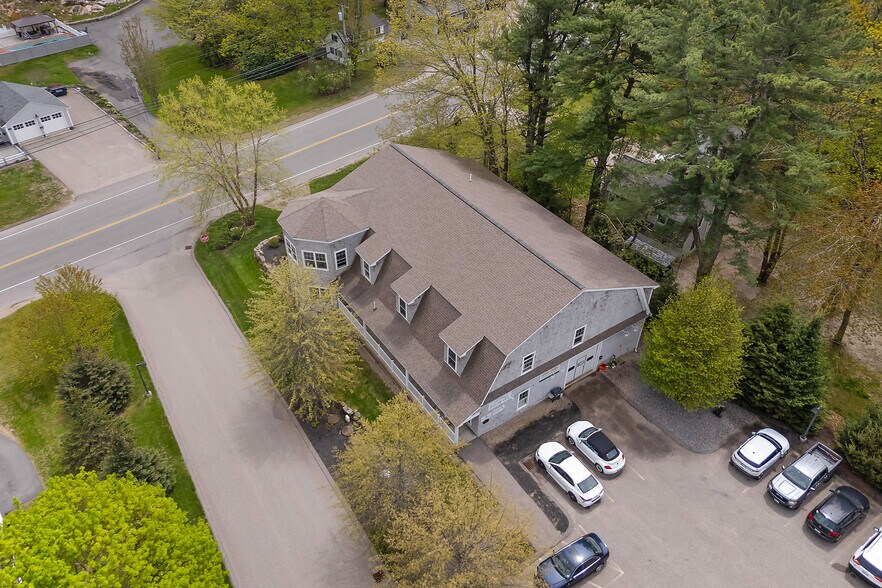 More Photos Of 2 Village Park Dr, York Flex For Lease