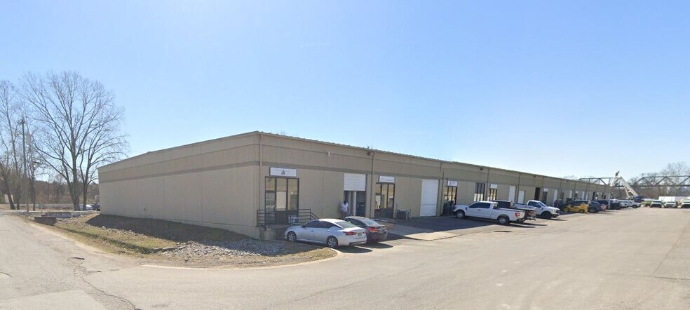 Primary Photo Of 191 River Hills Dr, Nashville Flex For Lease