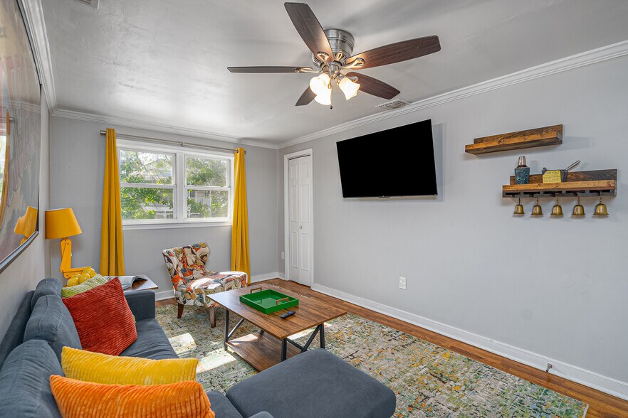 More Photos Of 522 E Bolton St, Savannah Apartments For Sale