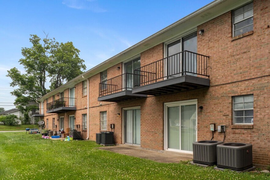 More Photos Of 111 E Obryan Ave, Bardstown Apartments For Sale