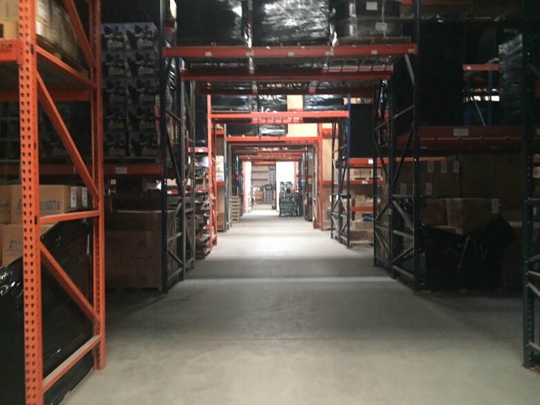 More Photos Of 3752 Copeland Dr, Zephyrhills Manufacturing For Sale