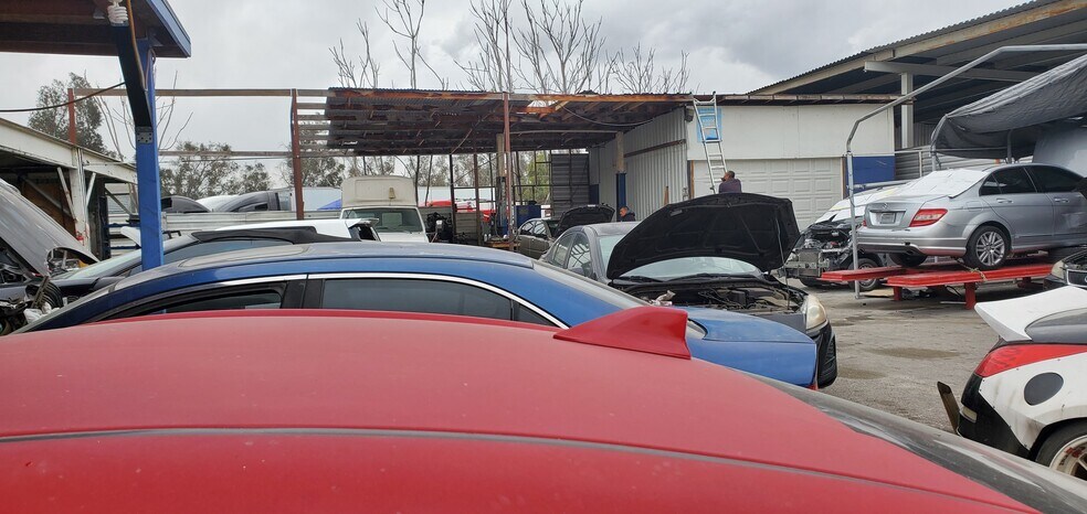 More Photos Of 18131 Valley Blvd, Bloomington Auto Repair For Sale