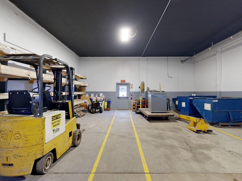 More Photos Of 2455 Avonia Rd, Fairview Industrial For Lease