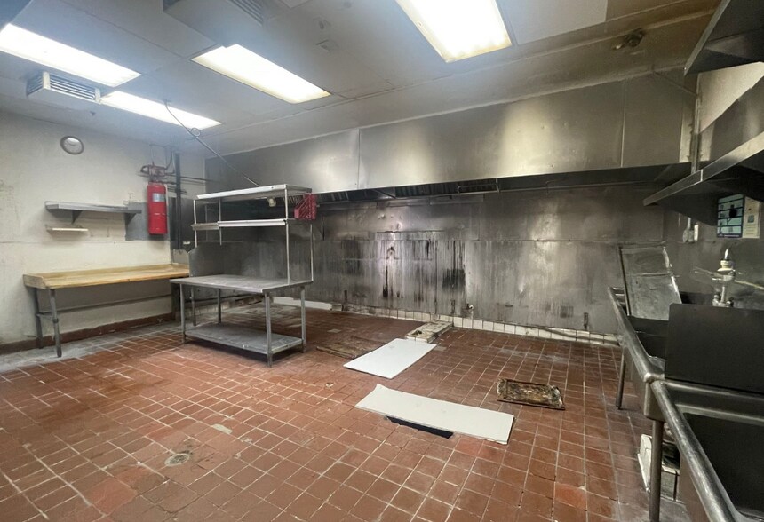 More Photos Of 818 N Pacific Ave, Glendale Unknown For Lease