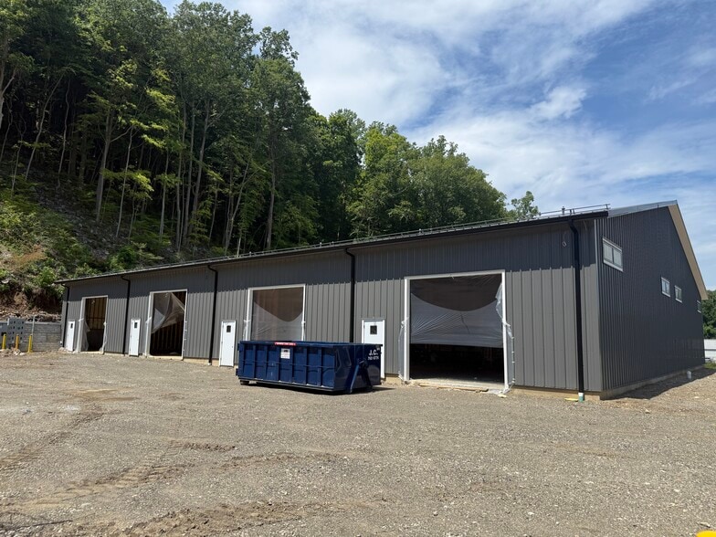 More Photos Of 19 Trowbridge Dr, Bethel Industrial For Lease