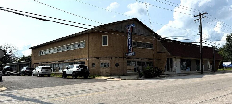 More Photos Of 155 N Main St, Saint Clair Storefront Retail Office For Sale