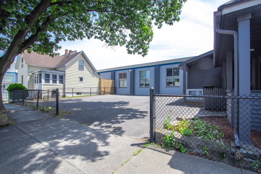 More Photos Of 939-941 E Columbus Ave, Springfield Office For Sale