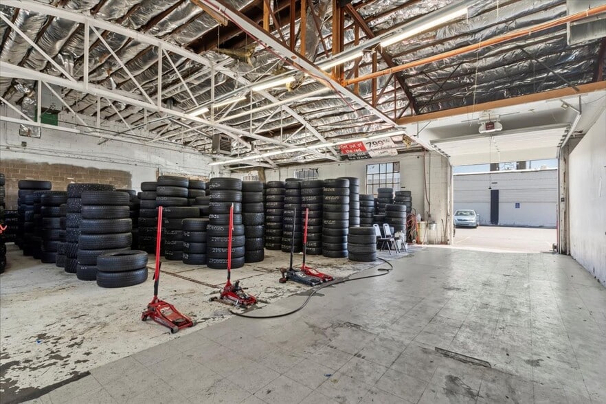 More Photos Of 3727 S State St, Salt Lake City Freestanding For Sale