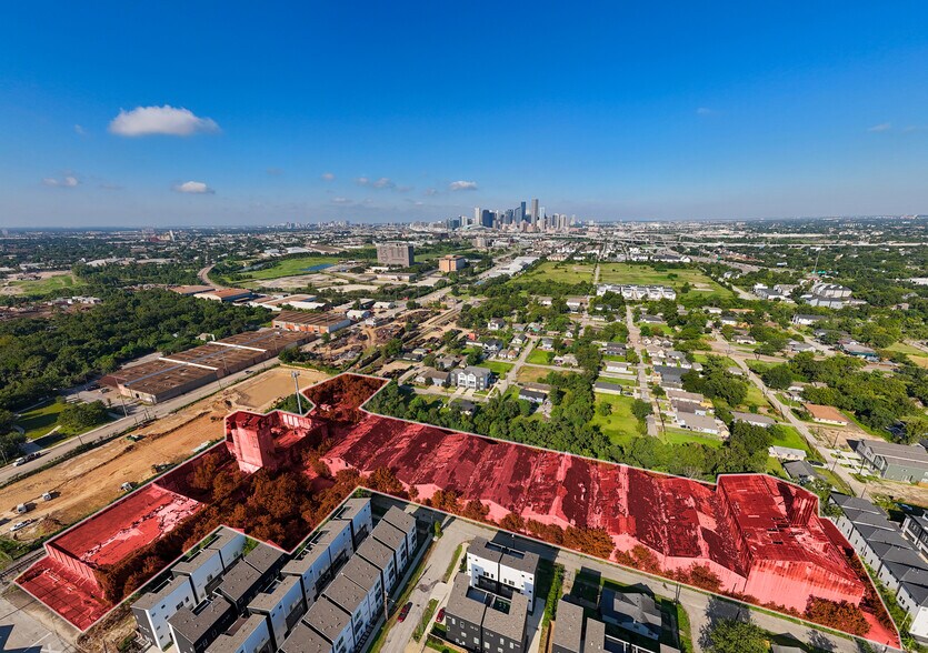 More Photos Of 421 Schweikhardt St, Houston Industrial For Sale