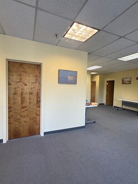 More Photos Of 1666 Massachusetts Ave, Lexington Office For Lease
