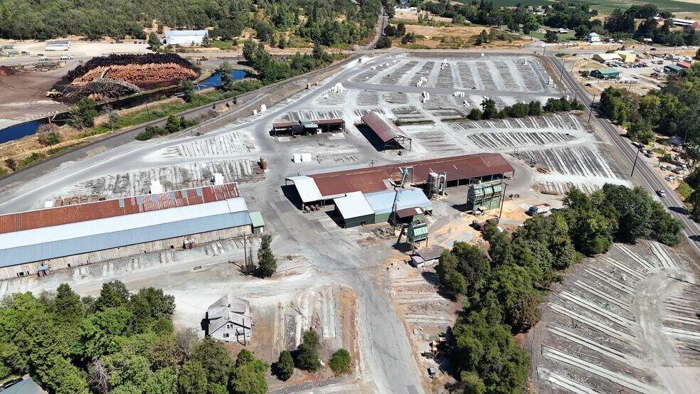 More Photos Of 1192 Pruner Rd, Riddle Land For Sale