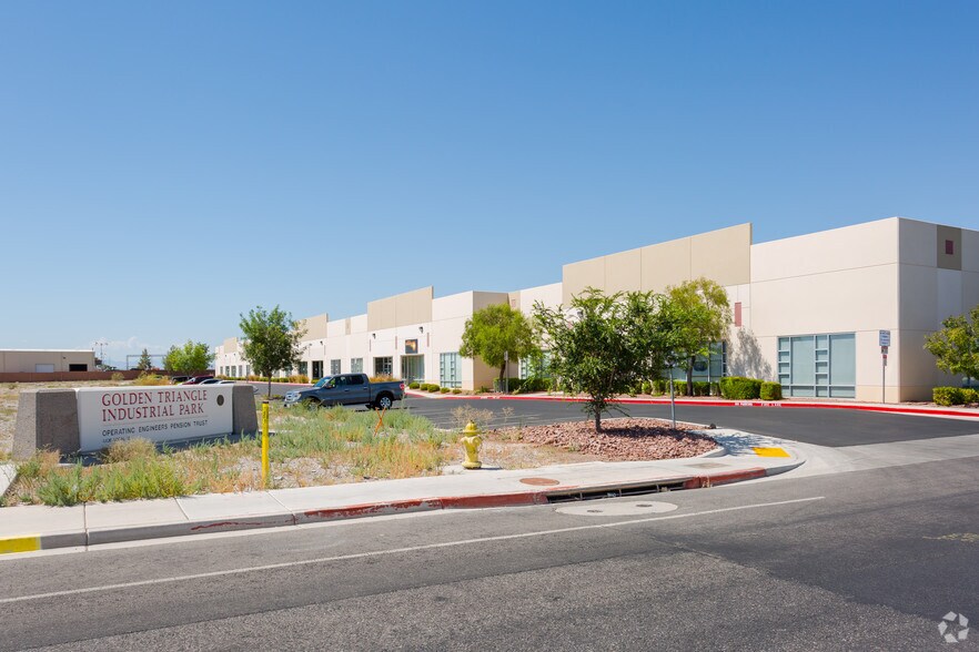 More Photos Of 2555-2571 E Washburn Rd, North Las Vegas Manufacturing For Sale