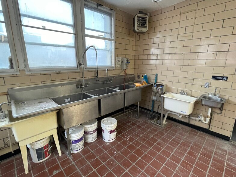 More Photos Of 62-64 W Antietam St, Hagerstown Apartments For Lease