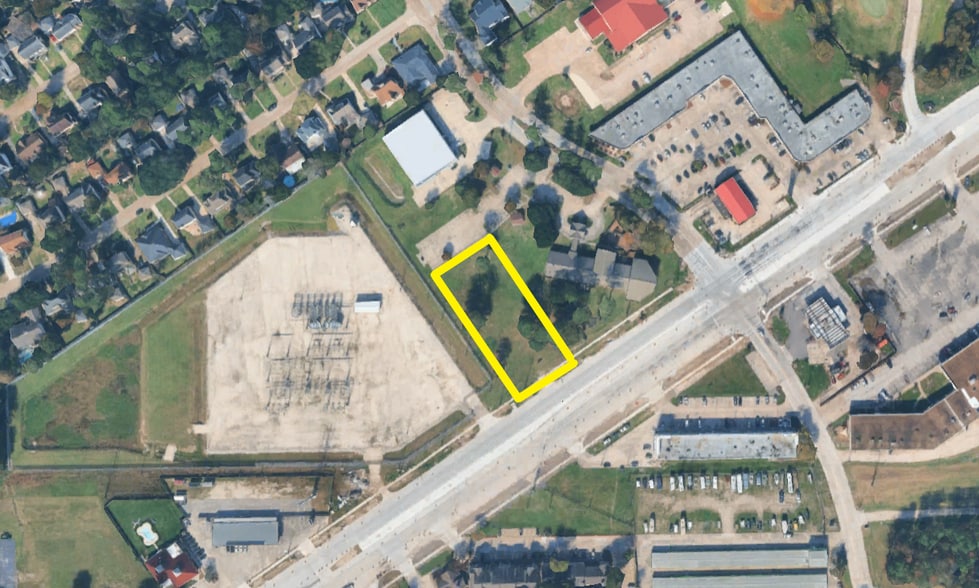 More Photos Of 7927 FM 1960 Rd E, Humble Land For Lease